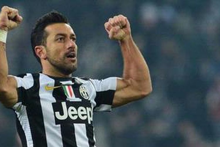 Selebrasi gelandang Juventus, Fabio Quagliarella, usai membobol gawang Genoa dalam lanjutan Serie-A, Sabtu atau Minggu (27/1/2013) dini hari WIB. 