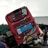 Kecelakaan Bus dan Truk di Tol Lawang Malang, Bodi Kendaraan Menutup Jalan, Arus Lalu Lintas Terganggu