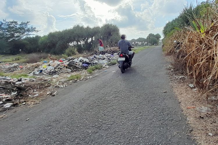 Sampah di Area Pantai Trisik Kulon Progo Jadi Sorotan, Ada Limbah Rumah Tangga hingga Sofa