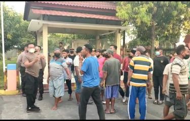 Kades di Grobogan Digerebek Massa Saat Berduaan dengan Istri Orang ...