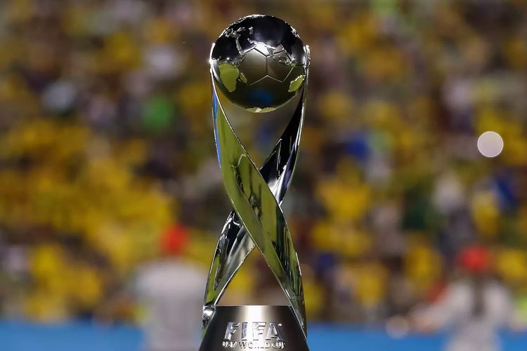 Ilustrasi trofi Piala Dunia U-17.