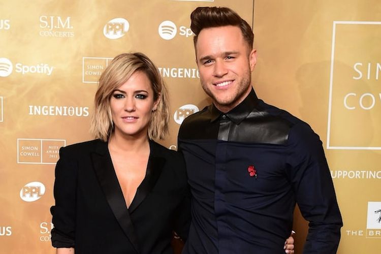 Caroline Flack bersama rekannya di acara The Xtra Factors Olly Murs