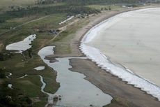 Pesona Pantai Palangpang Sukabumi, Pintu Masuk Geopark Ciletuh