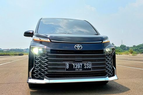 Hitung Konsumsi BBM Toyota All New Voxy Diajak ke Luar Kota