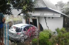 Hindari Kerumunan Bebek, Suzuki X Over Tabrak Rumah Warga