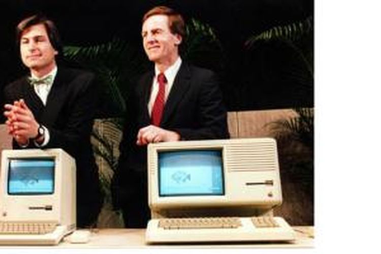 John Sculley (kanan) semasa masih bekerja di Apple bersama Steve Jobs