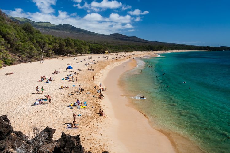 Pantai Makena atau Big Beach, salah satu pantai terkenal di Pulau Maui Hawaii