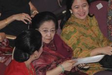 Megawati Saksikan Pentas 