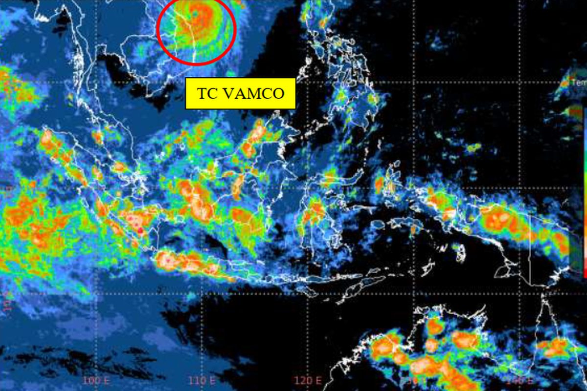 Siklon tropis Vamco dilihat dari Citra Satelit Sabtu (14/11/2020) pukul 19.00 WIB, ada di utara Natuna dan bergerak menjauhi Indonesia.