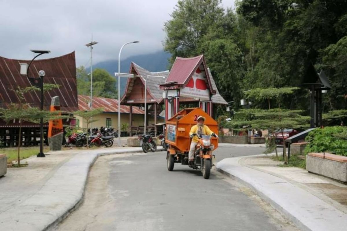 Penataan kawasan Danau Toba