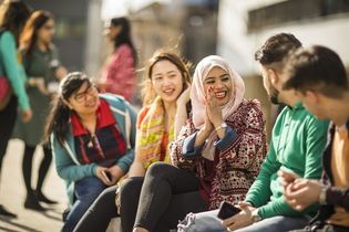 Calon Mahasiswa, Ini Perbedaan Kelas Internasional dan Reguler
