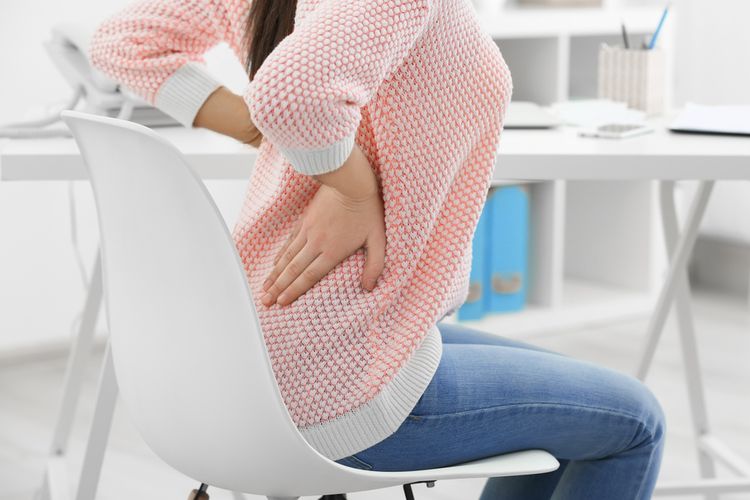 Mengetahui apakah banyak duduk bisa sakit pinggang sangat penting agar bisa melakukan tindakan pencegahan yang diperlukan.