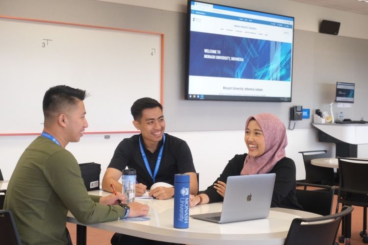 Monash University Indonesia membuka peluang untuk meraih pendidikan berstandar internasional melalui Beasiswa Lembaga Pengelola Dana Pendidikan (LPDP). 