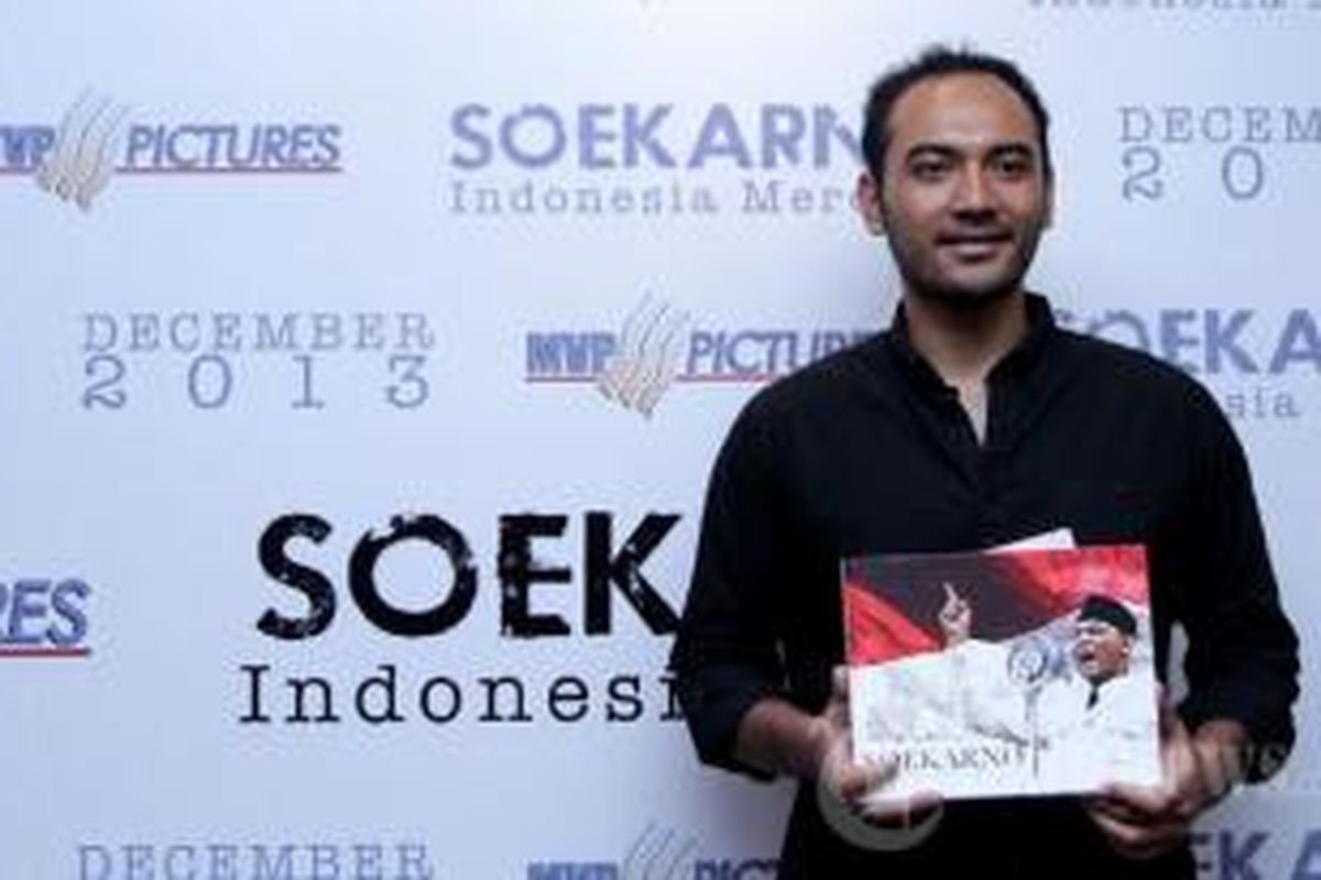 Pemain film Ario Bayu hadir pada acara media gathering film Soekarno di Hotel Four Seasons, Kuningan, Jakarta Selatan, Rabu (8/5/2013). Ario Bayu memerankan tokoh Soekarno pada film tersebut. 