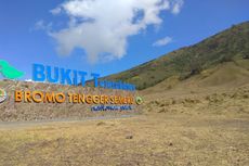 Dibangun Pakai Dana APBN, Tugu Nama di Gunung Bromo Senilai Rp 60 Juta