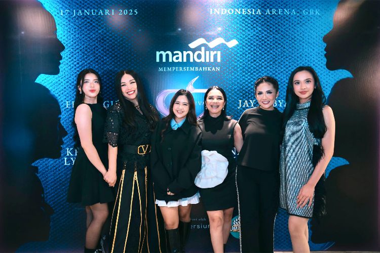 Bank Mandiri menghadirkan kolaborasi spektakuler lintas generasi melalui konser bertajuk SUPER DIVA yang akan digelar di Indonesia Arena, Senayan, Jakarta, Jumat (17/1/2025). Konser itu akan menampilkan enam penyanyi wanita papan atas Indonesia dari berbagai era, mulai dari Kris Dayanti, Ruth Sahanaya, Titi DJ, Lyodra Ginting, Tiara Andini, dan Ziva Magnolya
