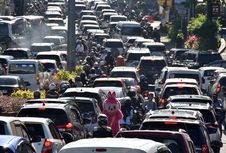 Macet di Tempat Wisata Saat Libur Lebaran, Hindari Penggunaan Klakson Berlebihan