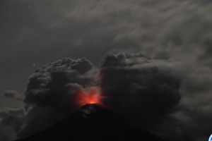 Gunung Lewotobi Laki-laki Meletus, Dahsyatnya Dentuman Dirasakan hingga Manggarai dan Manggarai Timur NTT