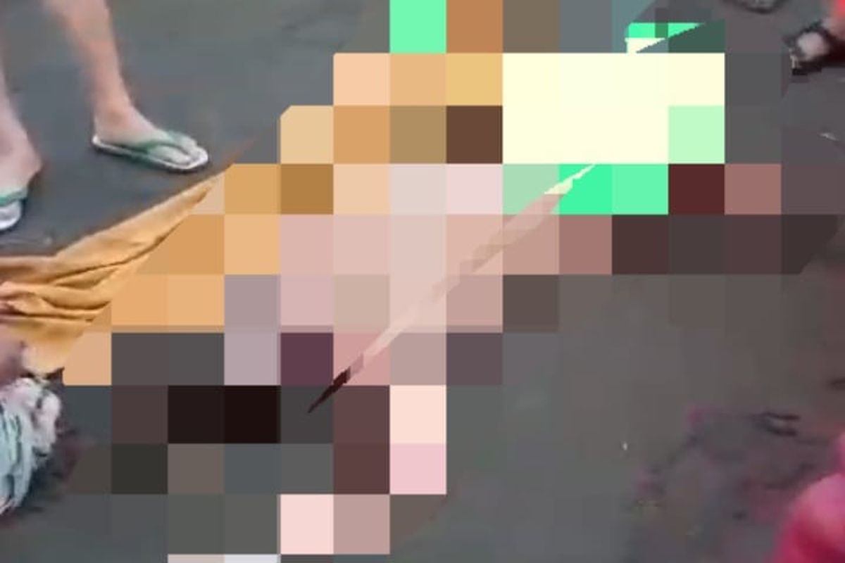 Foto: Penemuan mayat seorang lelaki menghebohkan warga di Pantai Ketah Kulon, Desa Demung, Kecamatan Besuki, Kabupaten Situbondo, Provinsi Jawa Timur pada Selasa (12/3/2024).