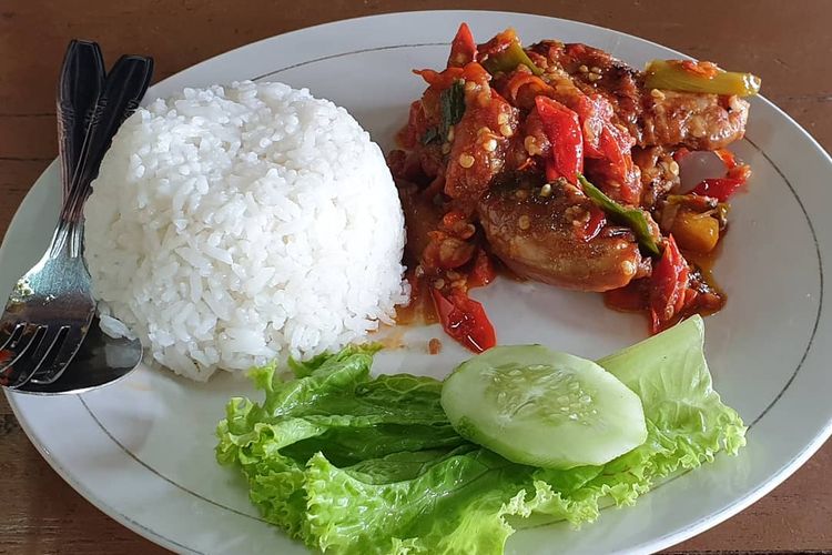 Ayam bumbu bali di ekonomi ayam bakar, FEB UI