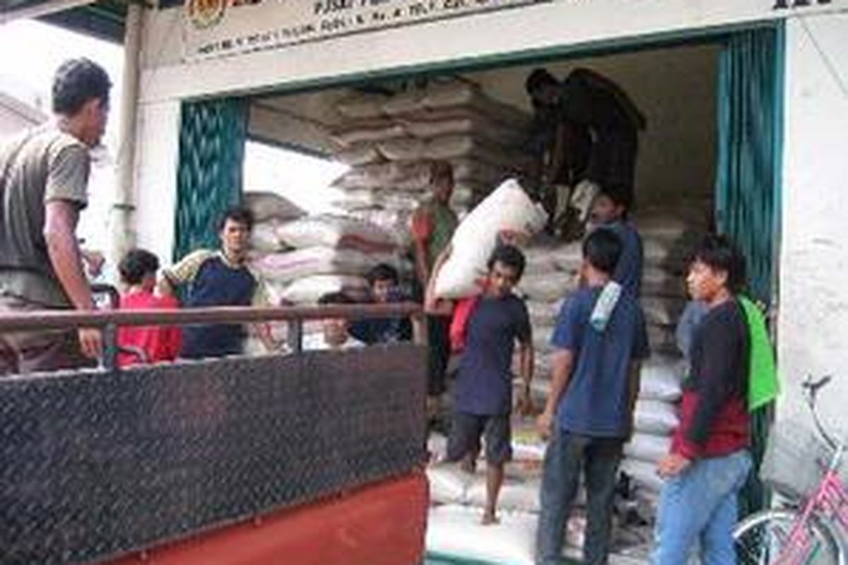 Situasi di Pasar Induk Cipinang, Jakarta Timur.