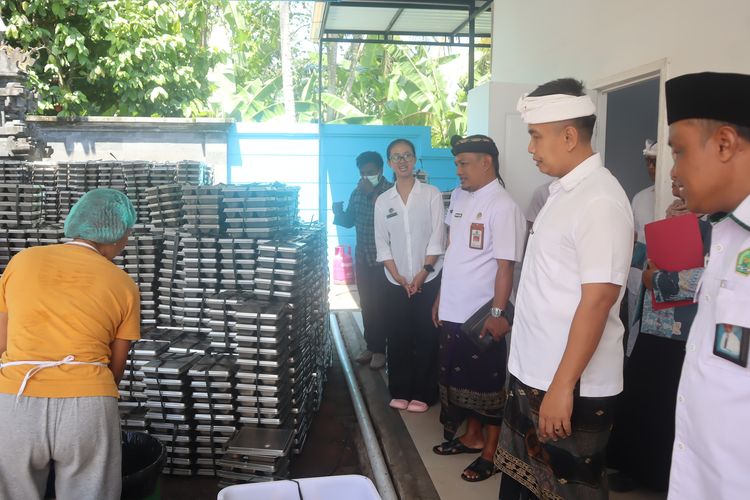 Pertama di Bali, 2 SPPG Jembrana Kantongi Serifikat Halal
