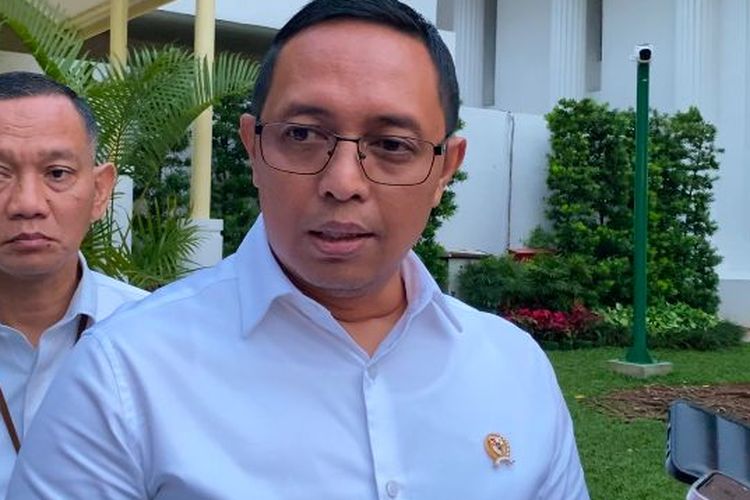 Hasan Nasbi Kembali Berkantor sebagai Kepala PCO, Pengunduran Diri Ditolak Prabowo?
