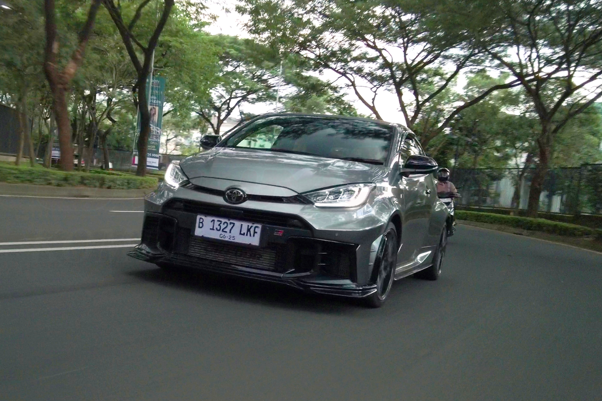 GR Yaris