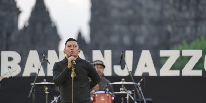 Lirik Dan Chord Lagu Maafkan Rio Febrian