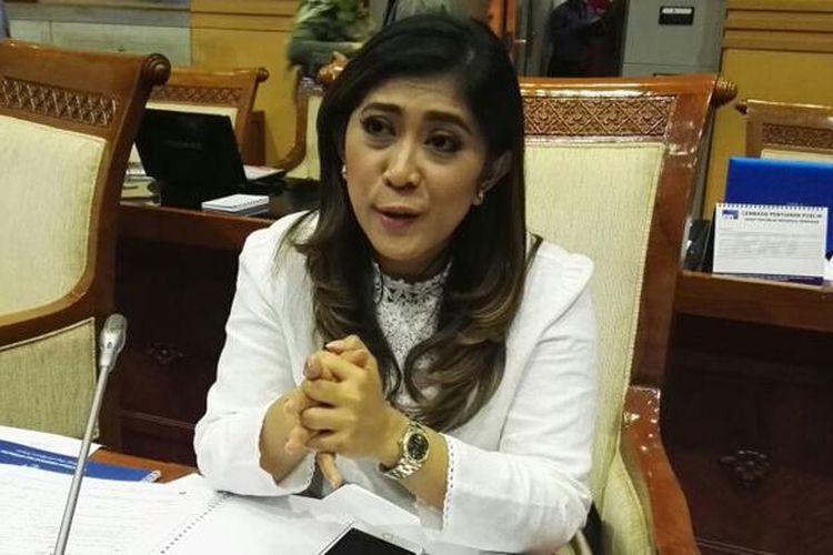 Wakil Ketua Komisi I Dewan Perwakilan Rakyat (DPR) Meutya Hafid saat memberikan pernyataan kepada KompasTekno, Rabu (8/6/2016)