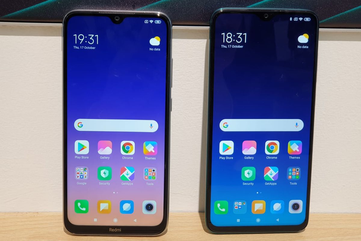 (ki-ka) Tampak depan Redmi Note 8 dan Redmi Note 8 Pro. Ukuran layar Redmi Note 8 Pro berbentang 6,53 inci lebih besar dibanding Redmi Note 8 yang berbentang 6,3 inci.