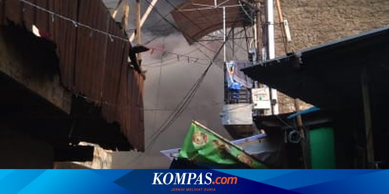 Fakta Kebakaran di Kampung Pulo, Puluhan Keluarga Kehilangan Tempat Tinggal - Vimarsana News