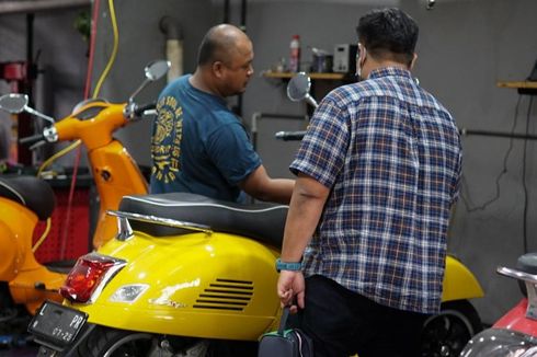 9 Cara Rawat Vespa Matik di Rumah Saat PPKM Darurat