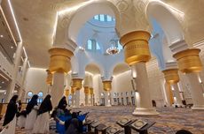 Melihat Masjid Raya Sheikh Zayed di Kota Solo