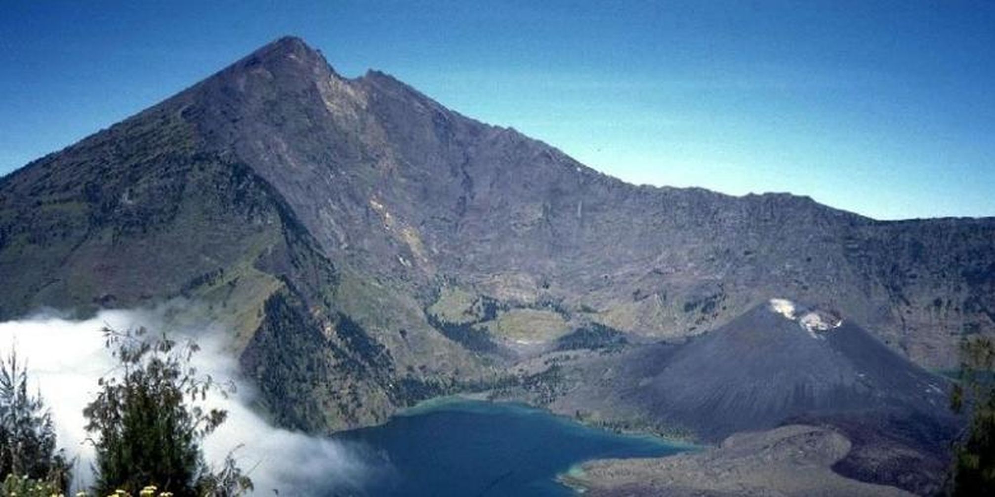 Indahnya Danau Segara Anak di Gunung Rinjani