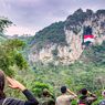 Belum Merdeka dari Pertambangan, Bendera Merah Putih Raksasa Dikibarkan di Tebing Karst Bandung Barat