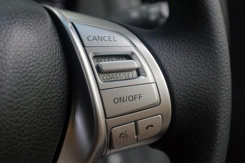 Begini Mekanisme Penggunaan Fitur Cruise Control