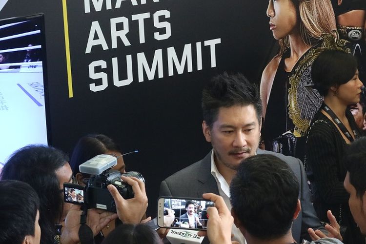 CEO ONE Championship Chatri Sityodtong di sela-sela acara Global Martial Arts Summit di Hotel JW Marriott, Singapura, Kamis (8/11/2018).