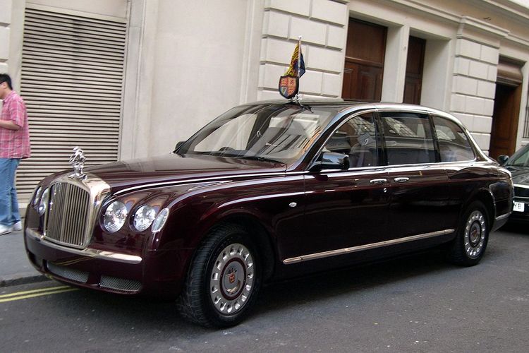 Bentley State Limousine, mobil dinas Ratu Elizabeth II