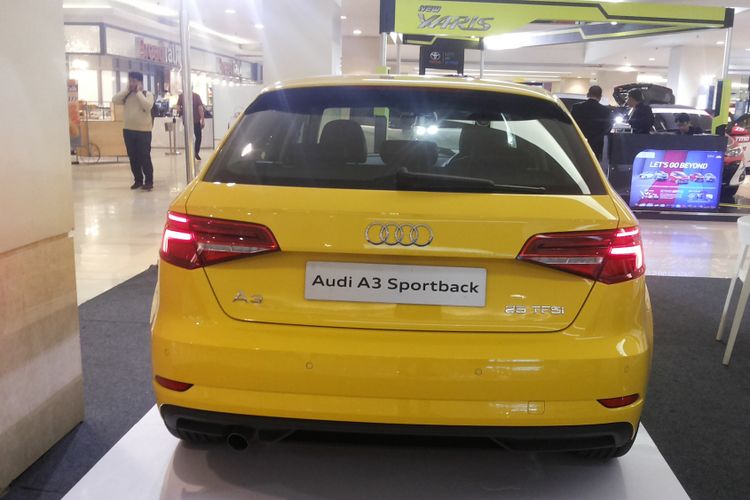 Audi A3 Spotback yang dipamerkan di mal Kota Kasablanka, Jakarta, Rabu (2/5/2018).