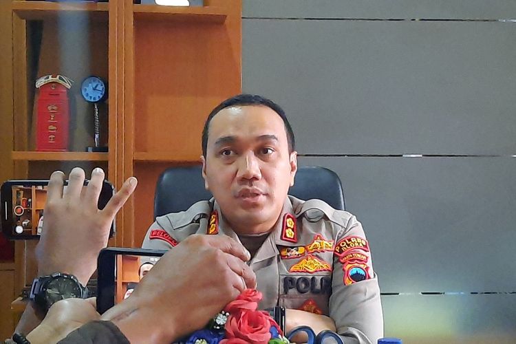 Kapolres Blora, AKBP Wiraga Dimas Tama saat ditemui wartawan di kantornya, Rabu (8/12/2021)