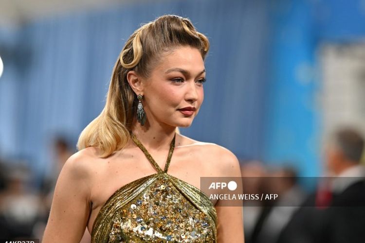 Gigi Hadid menghadiri Met Gala 2025 yang digelar di Metropolitan Museum of Art, New York, Senin (5/5/2025) waktu setempat.