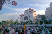 Potret Shalat Id di Jatinegara, Berdampingan dengan Gereja