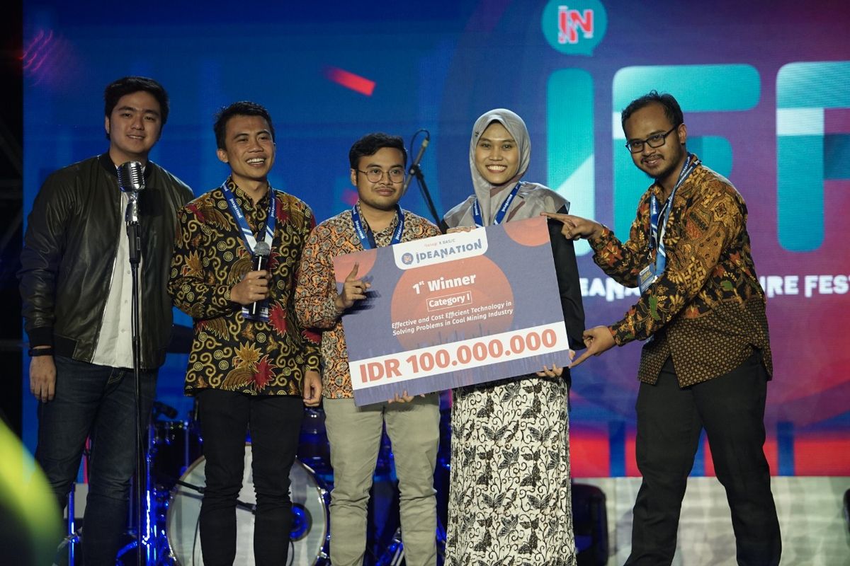 Sebanyak empat tim berasal dari empat kategori berbeda dinobatkan sebagai pemenang kompetisi Ideanation 2019 pada awarding night (10/11/2019) yang merupakan puncak rangkaian Ideanation Future Festival (IFF) 2019.