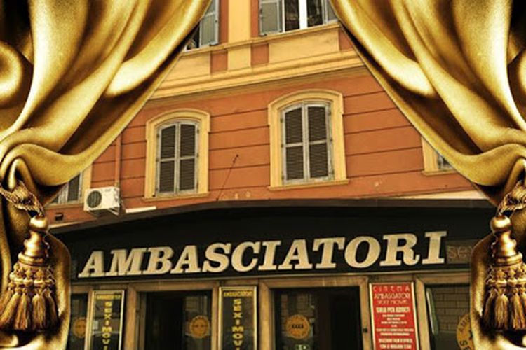 Ambasciatori, bioskop film porno terakhir di Roma, Italia.