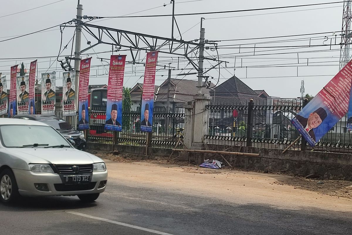 Marak APK Pilkada di Sejumlah Ruas Jalan Kota Bekasi, Warga: Menganggu Estetika
