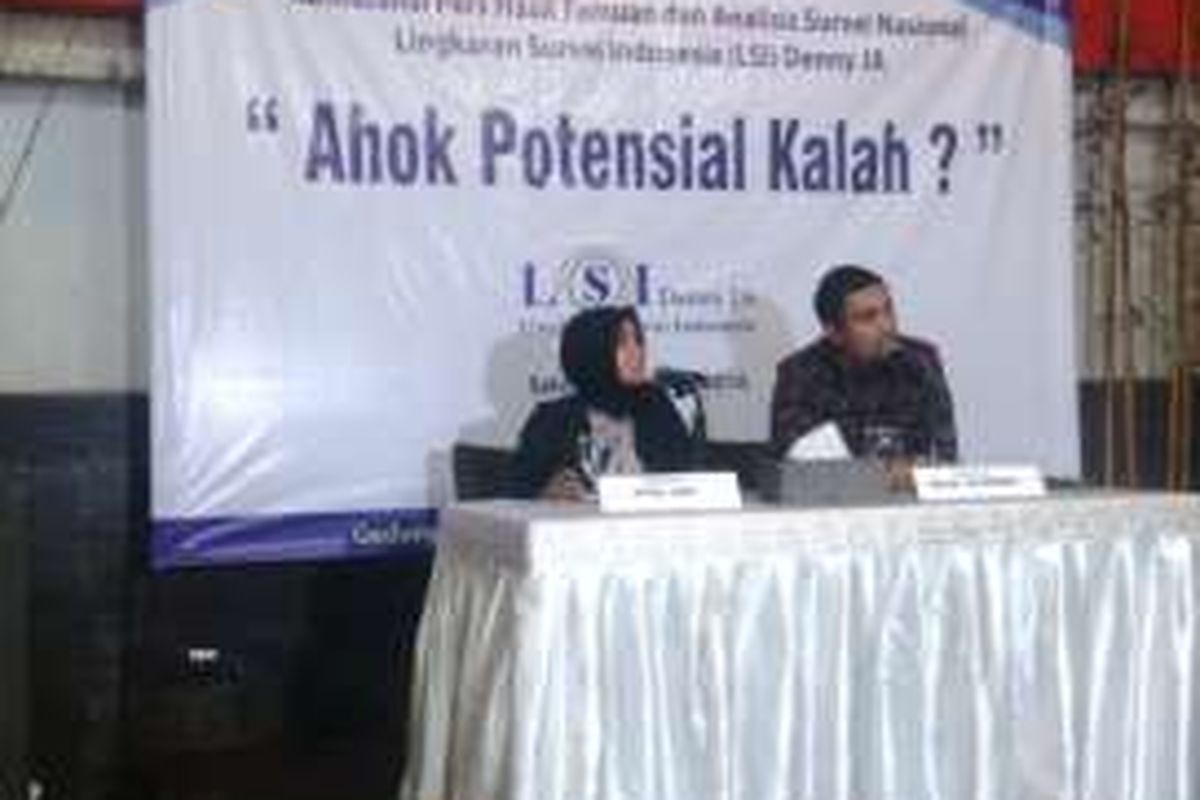 Lingkaran Survei Indonesia (LSI) merilis hasil survei terhadap tiga pasangan calon di Pilkada DKI. Selasa (4/10/2016)