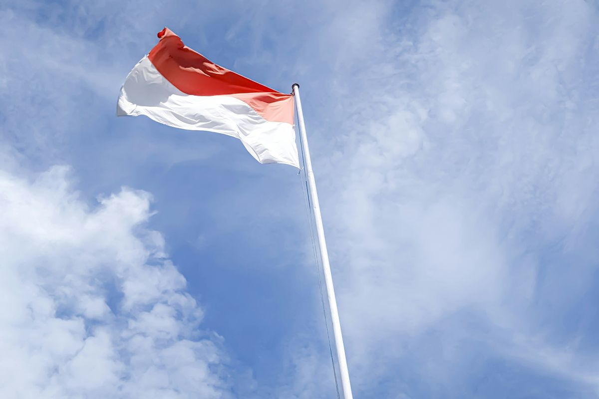 Ilustrasi upacara kemerdekaan. Contoh doa upacara Kemerdekaan 17 Agustus 2025 untuk menjaga kekhidmatan.