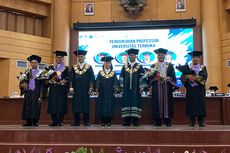 Pengukuhan 8 Guru Besar UT, Rektor: Profesor Jadi 