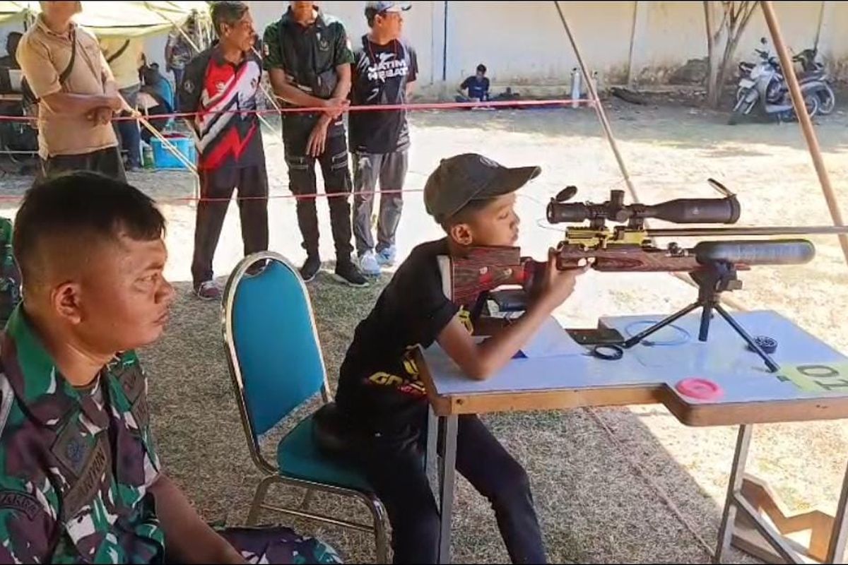 Arsyaka, Bocah Kelas 5 SD Asal Malang, Rela Tak Main Ponsel demi Hobi  Menembak